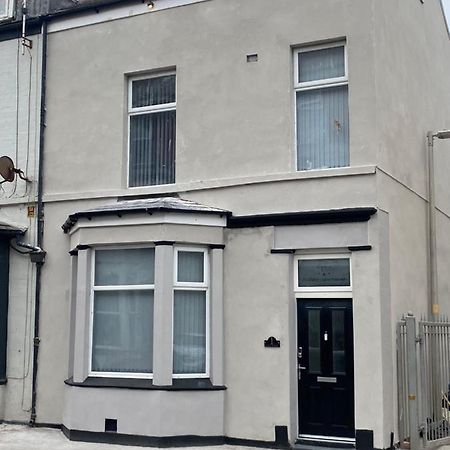 Ali'S Holiday Apartments F3 Blackpool Exterior photo
